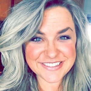 Meet your Posher, Lindsey